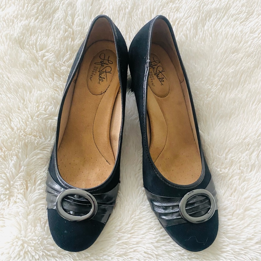 Life Stride Whitney Pump Heels